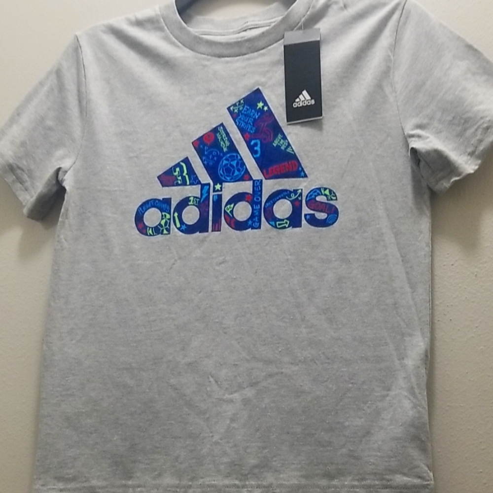 Adidas Kids Gray T-Shirt with Blue Logo. Boys S(8)